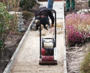 Gartenweg Pflasterarbeit